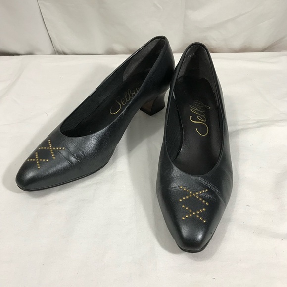 Selby Shoes - Selby Vintage Women’s Black Low Heel Comfort Pumps 8.5
